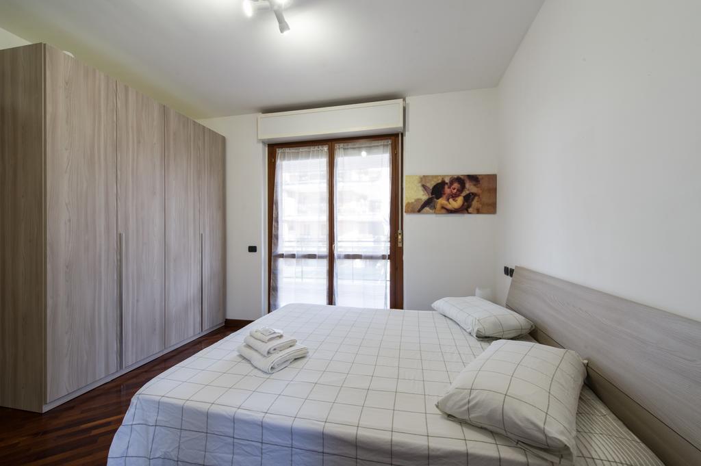 Domus Bb - Plaza Hotel Fiumicino Kültér fotó
