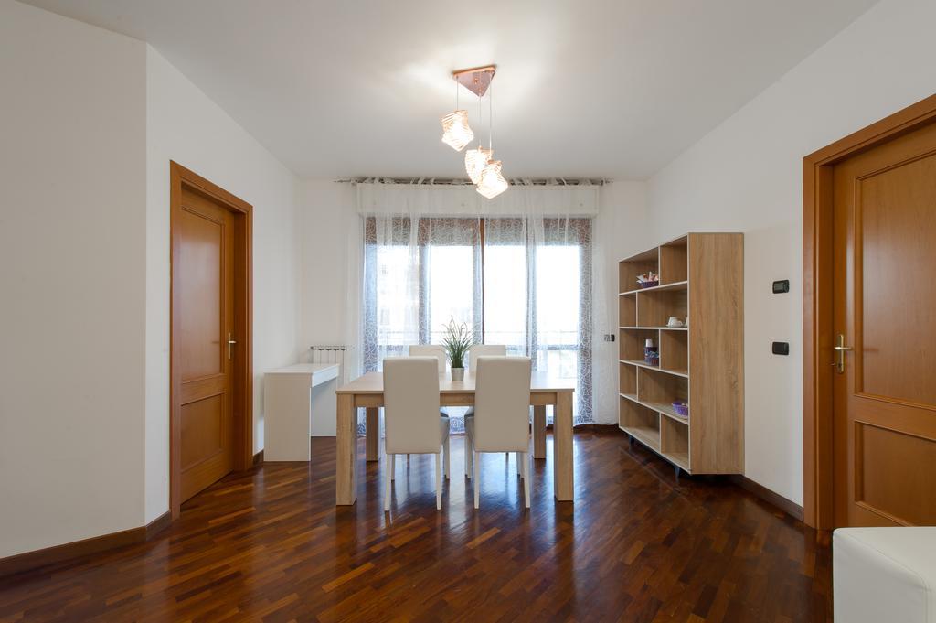Domus Bb - Plaza Hotel Fiumicino Kültér fotó